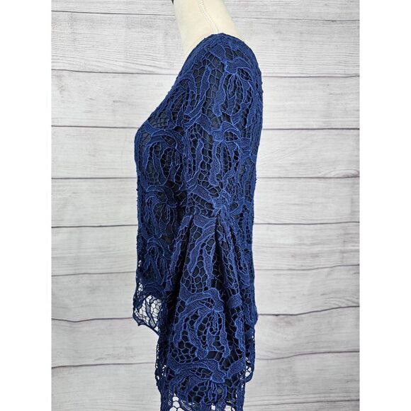 Chelsea 28 One Shoulder Lace Over Top Blue and Black Size Small - Picture 3 of 9